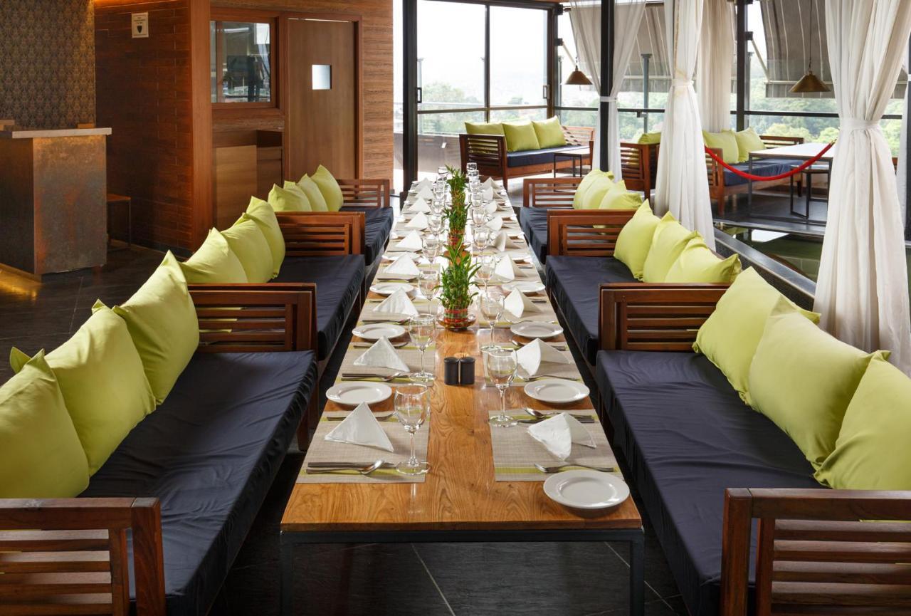Hotel Ambassador By Ace Hotels Katmandu Kültér fotó
