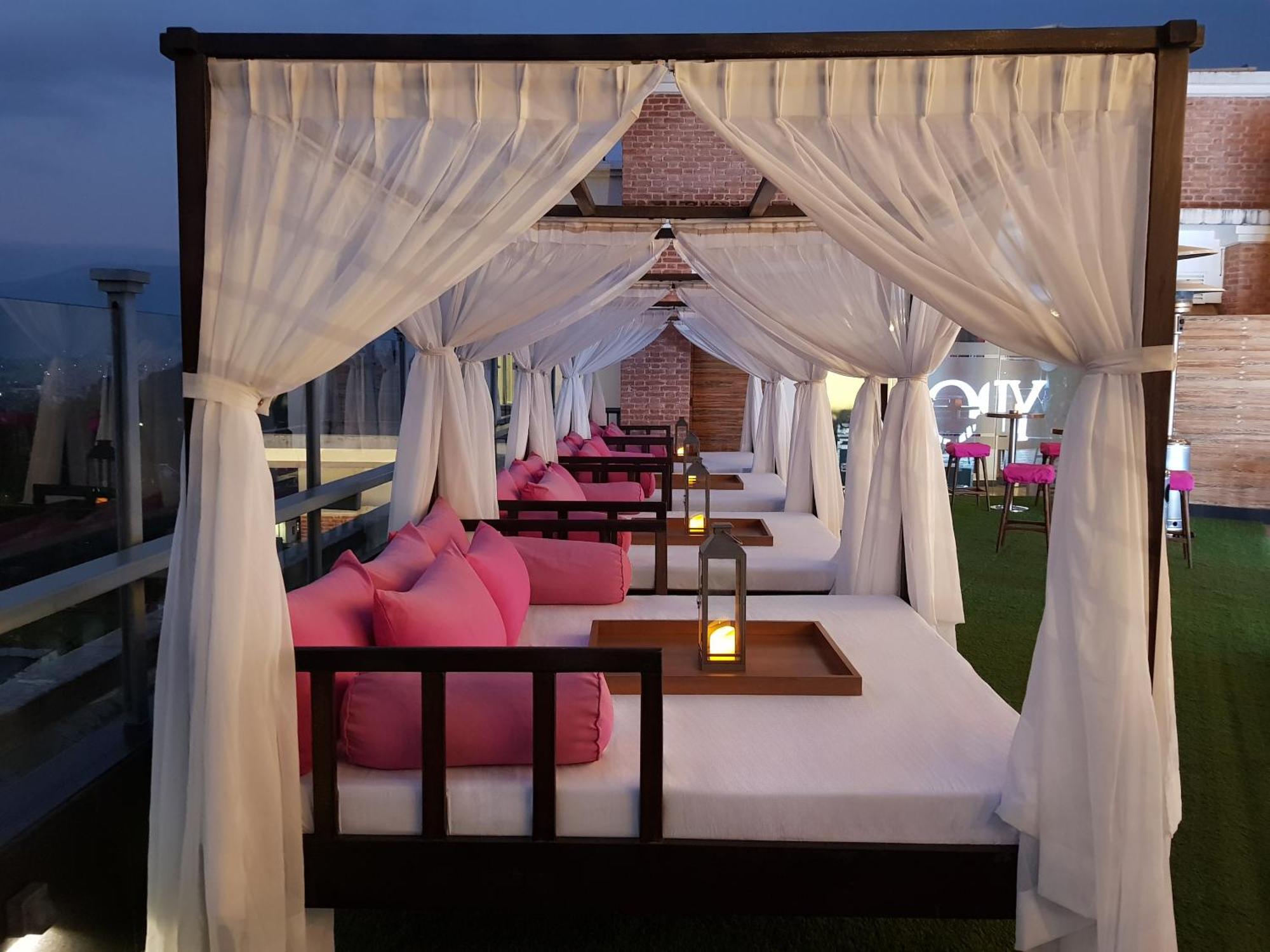 Hotel Ambassador By Ace Hotels Katmandu Kültér fotó